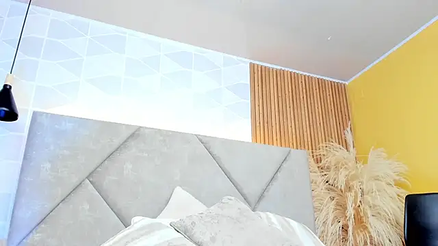 Brunnette_Sensation webcam