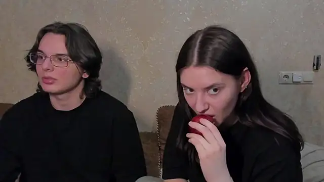 love_lina_muuur webcam