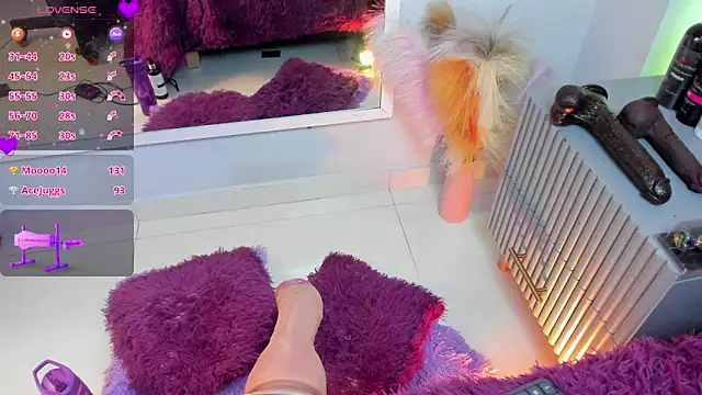 Mia_Valentine_ webcam