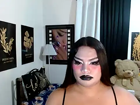 TSbrianaHugeCock webcam