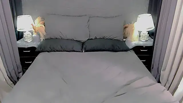 saphira_fucks webcam