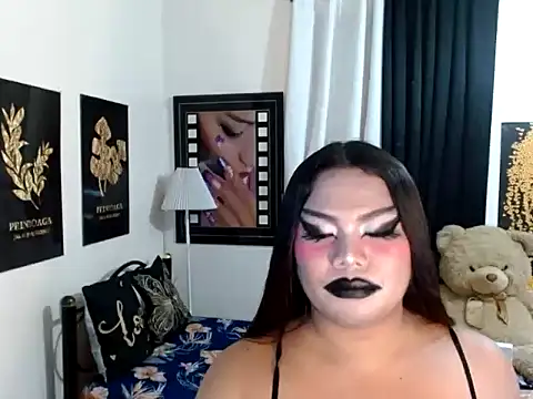 TSbrianaHugeCock webcam
