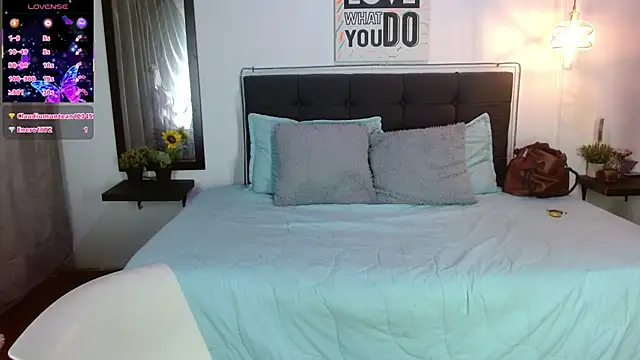 keyla01_ - Keyla01_'s free webcam - UK Sex Cams