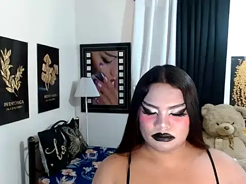 TSbrianaHugeCock webcam