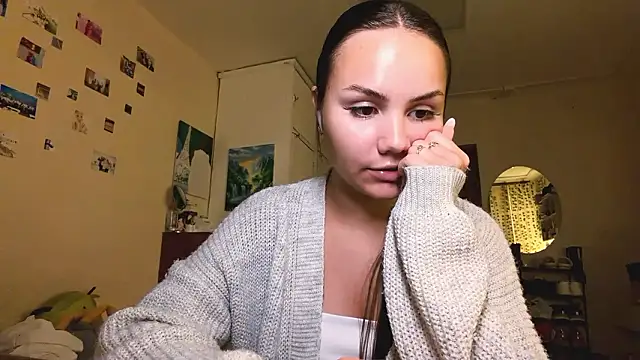 rebelluna - RebelLuna's free webcam - UK Sex Cams