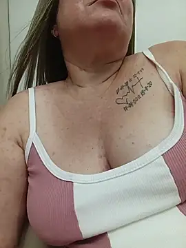 MilF-eterna_69 webcam