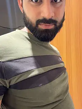 hottestboy03's live cam