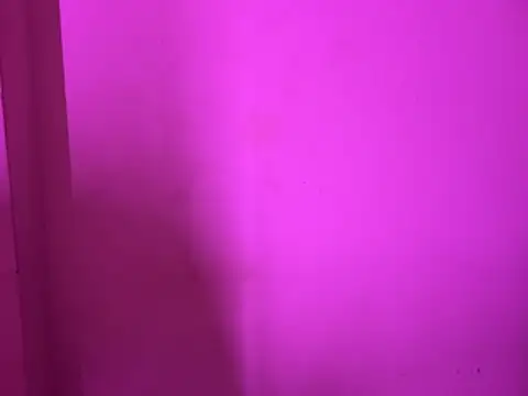 Its_cherry_magic webcam