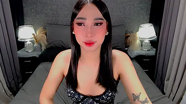 saphira_fucks webcam