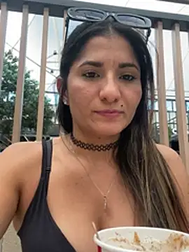 AlejandritaMilano webcam