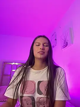 cloee_johnson - Cloee_johnson's free webcam - UK Sex Cams