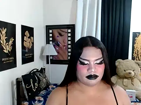 TSbrianaHugeCock webcam
