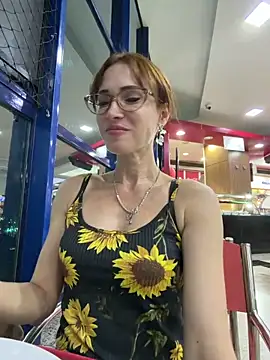 Irresistible24 webcam