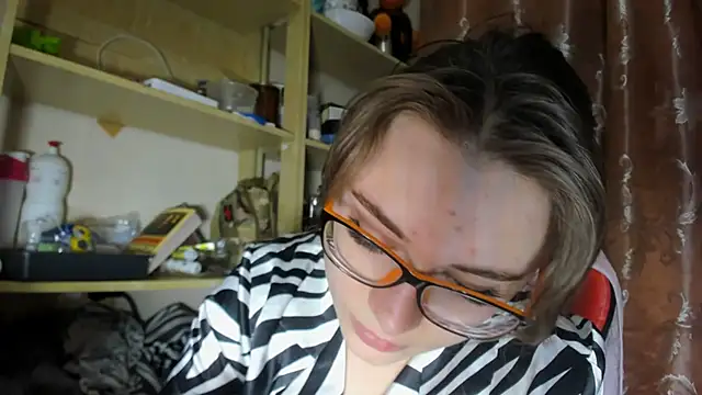 Seductive_She_Wolf webcam