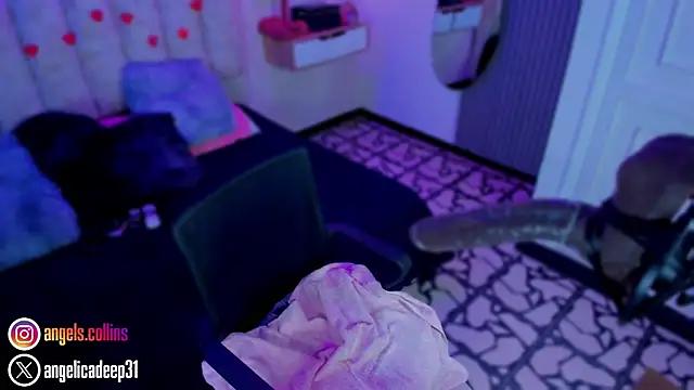 angels_collins webcam