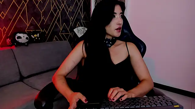 Tahara_Romanov webcam