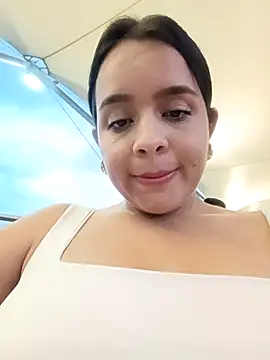 Julieth_hot-69 webcam