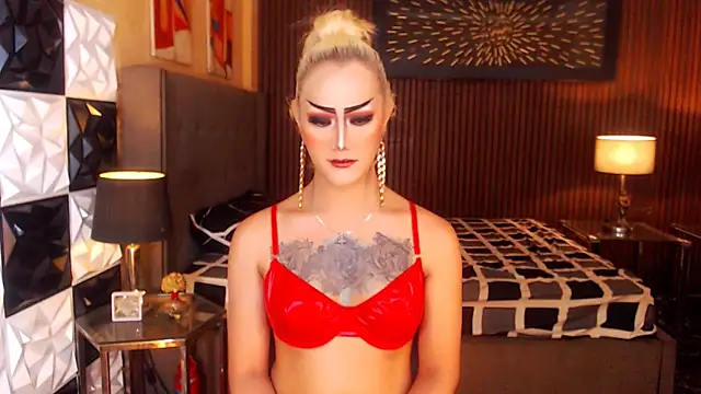 HorseCockDivine webcam