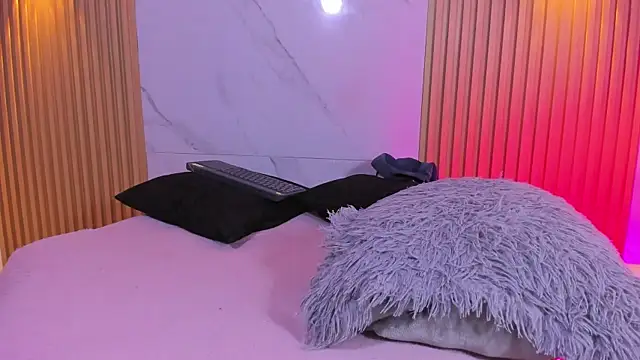 Christopher_Hunter webcam