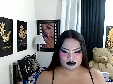 TSbrianaHugeCock webcam