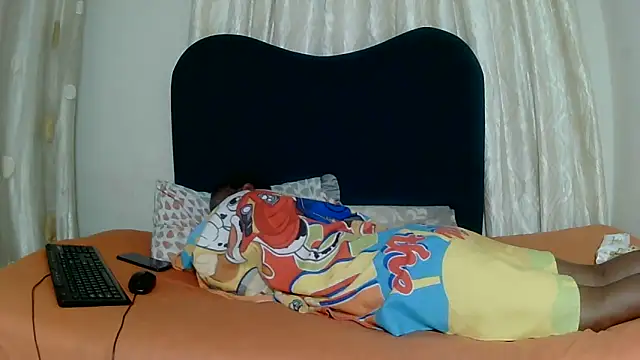 Exotic_FreakyQueen webcam