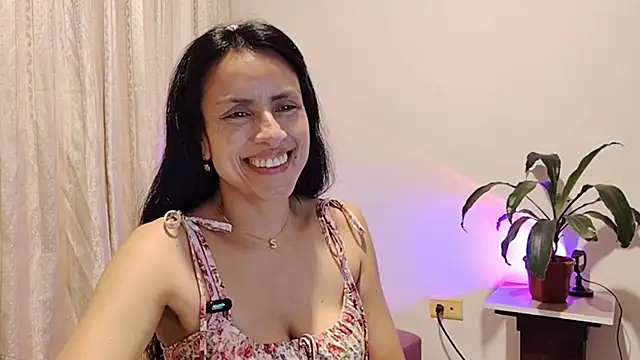 Bella_Exhibition webcam