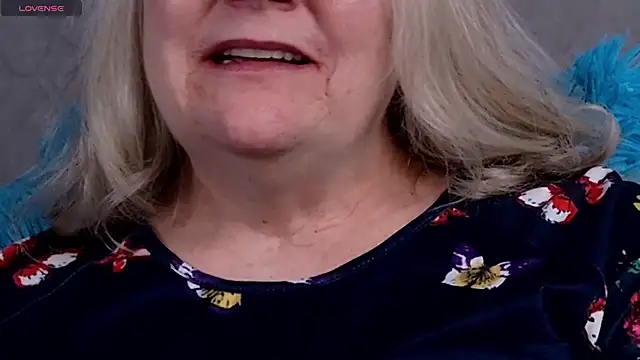 Kaitlyn_Winters webcam