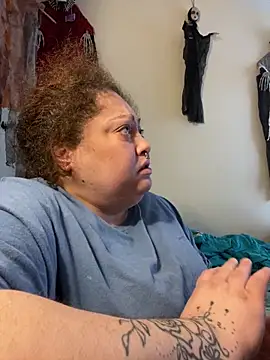 Dioniciokathy69 Live Webcam on Stripchat