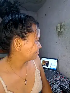 Daniela_Cruz_ webcam