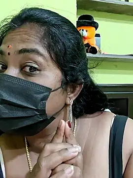 Tamil_Mithra webcam