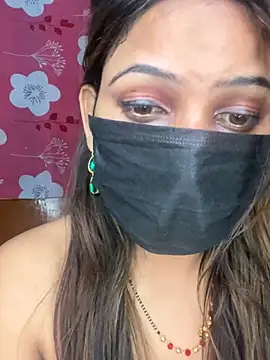 CUTI-NAINA Live Webcam on Stripchat