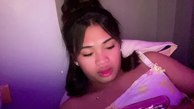 Exotic_alyssa69 webcam