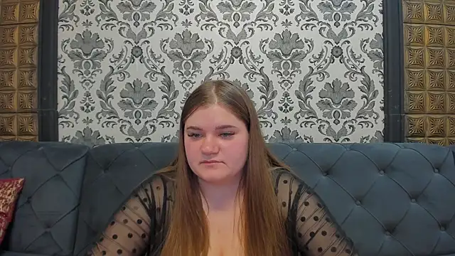 LissaBigTitts webcam