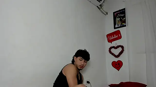 Laura_and_Kevin webcam