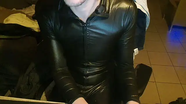 str8boyy - Str8boyy's free webcam - UK Sex Cams