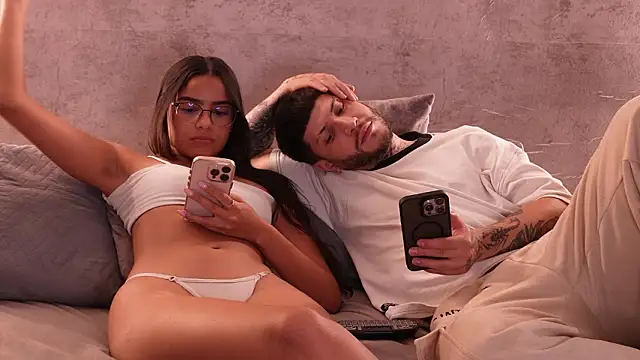 Nicky_and_Blake webcam