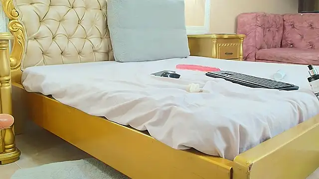 mayabaker - MayaBaker's free webcam