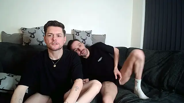 twotwinkhusbandss webcam