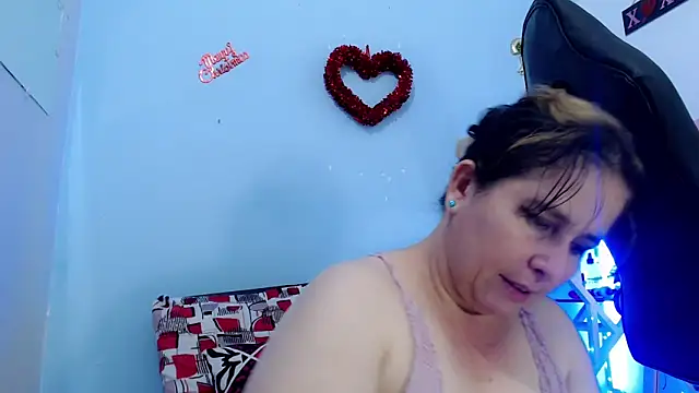 victoria_jones webcam