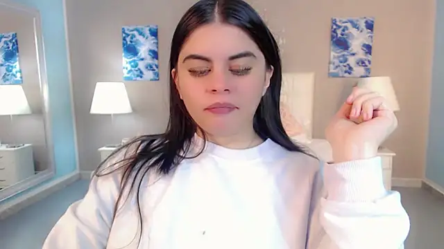 _Maddison_Ivanova_ webcam