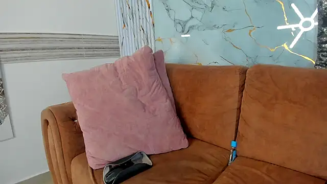 Thiana_Rogers webcam