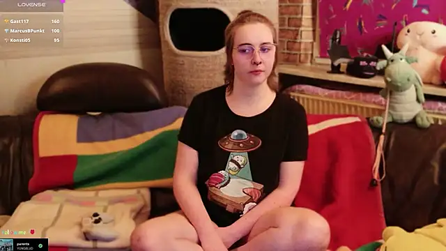 GamerGirl_Eve webcam