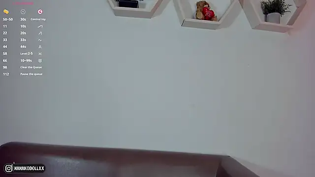 NanakoDollx webcam
