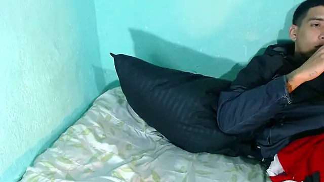 Ariatnaanddilan webcam