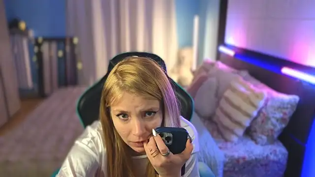 AnastasiaAniess webcam