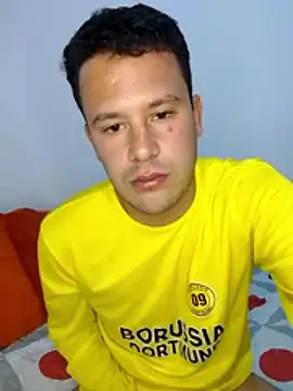 ferrandiz23 - Ferrandiz23's free webcam - UK Sex Cams