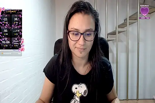 Jessie_Desire webcam