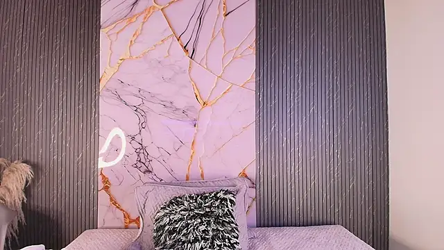 big_tits_in_your_face webcam