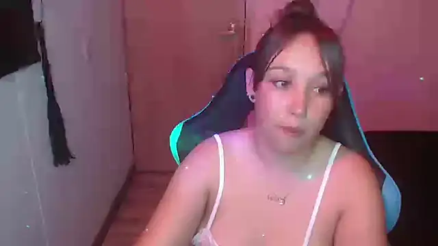 Skarlet_Adams28 webcam