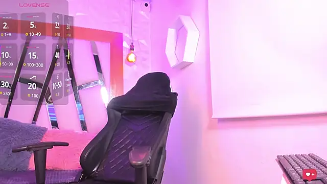 Bella_Miller1_ webcam